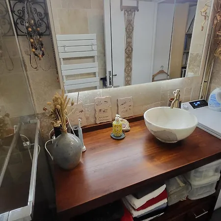 Apartment Excellent Totalement Renove Paris